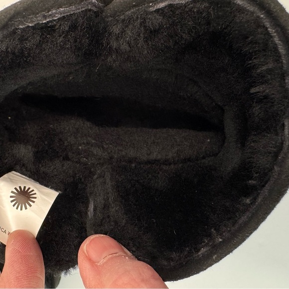 UGG Cory Black Sheepskin Winter Boots 5 1/2” Shaft Height Size 7 - Picture 13 of 16